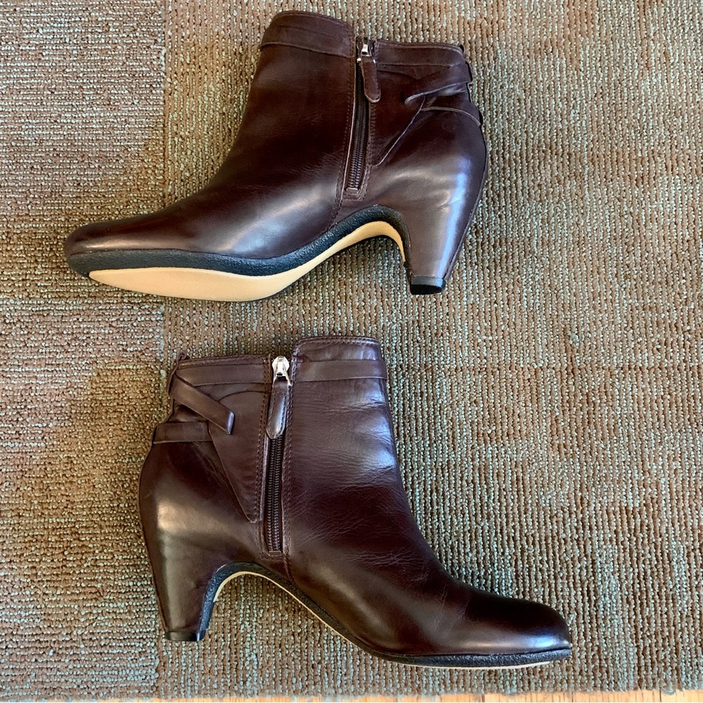 Sam Edelman Espresso Bean Brown Leather Maddox Side Zip Ankle Boots, size 9.5 - Picture 4 of 11